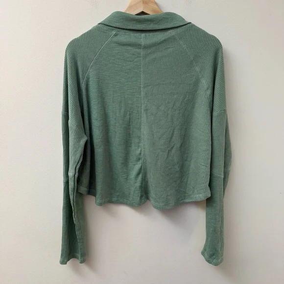 Boutique NWT Sage Green Long Sleeve - Picture 8 of 9